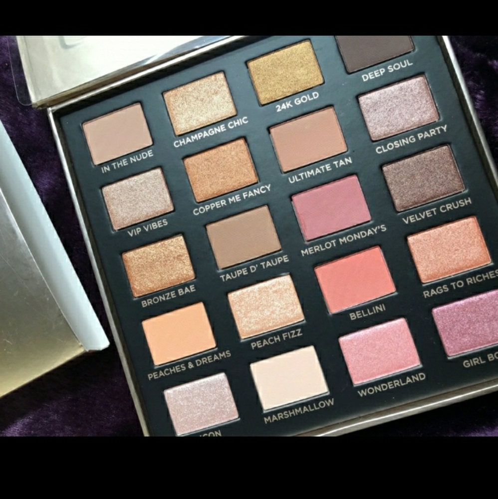 🎀 Iconic 🎀 London Day to Slay Eyeshadow Palette